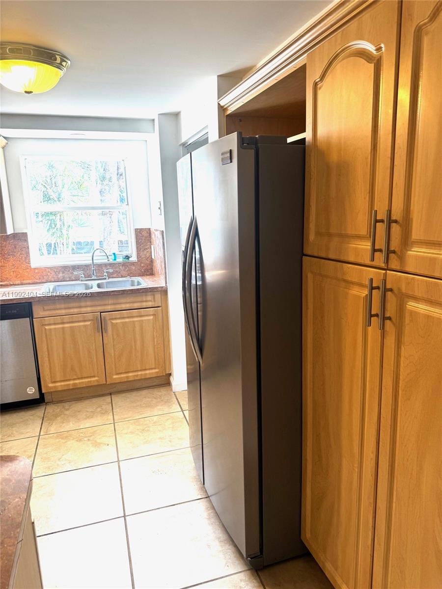 6713 SW 112th Ct Miami, FL 33173