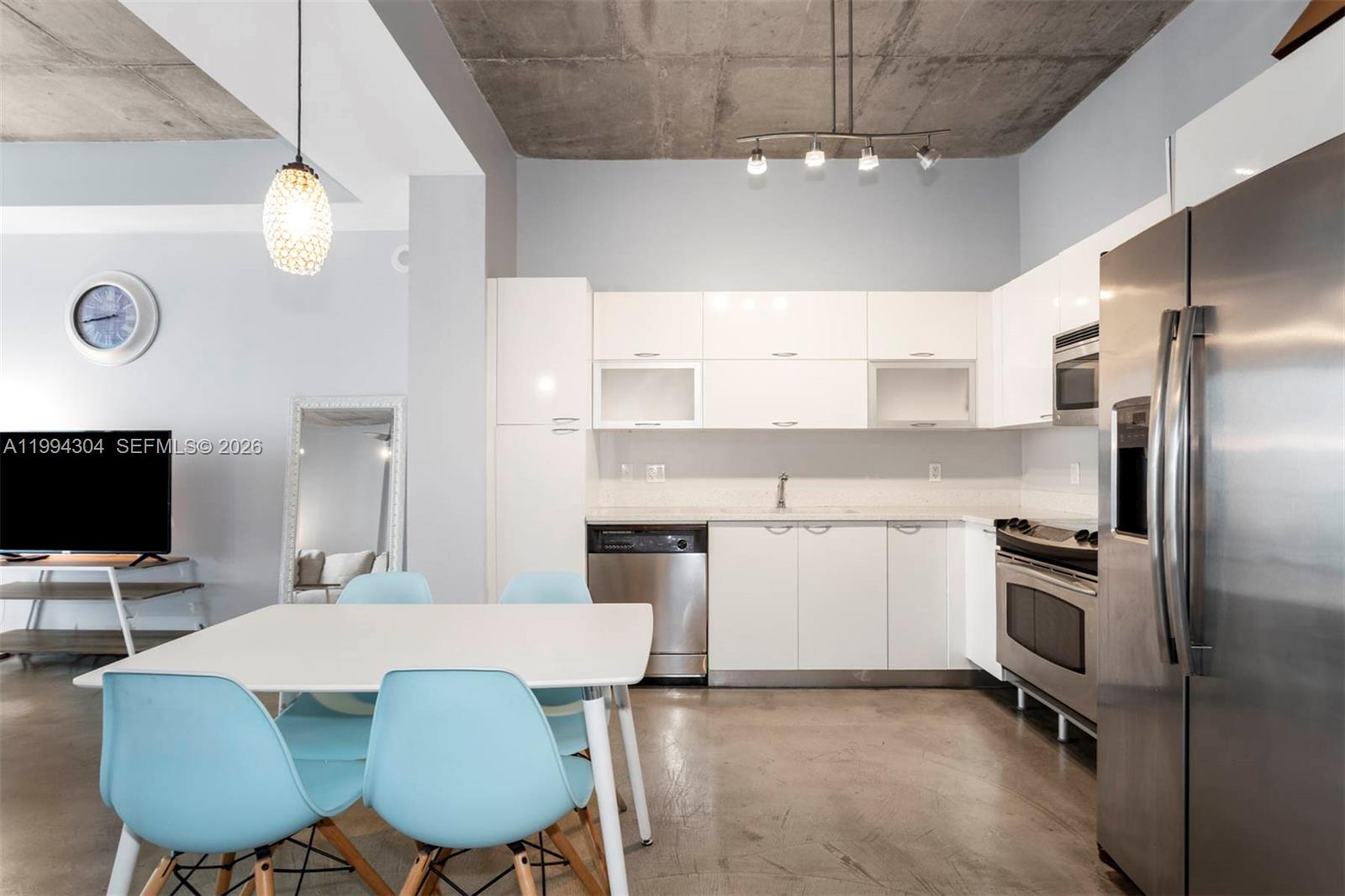 234 NE 3rd St #1106 Miami, FL 33132