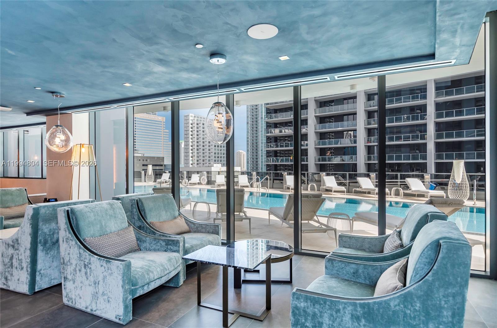 image Brickell Flatiron41
