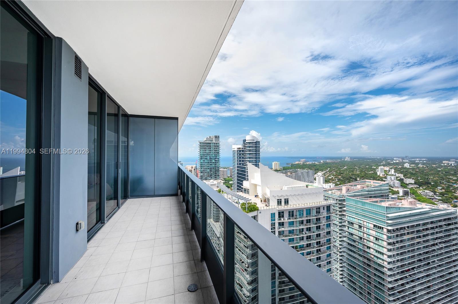 image Brickell Flatiron4