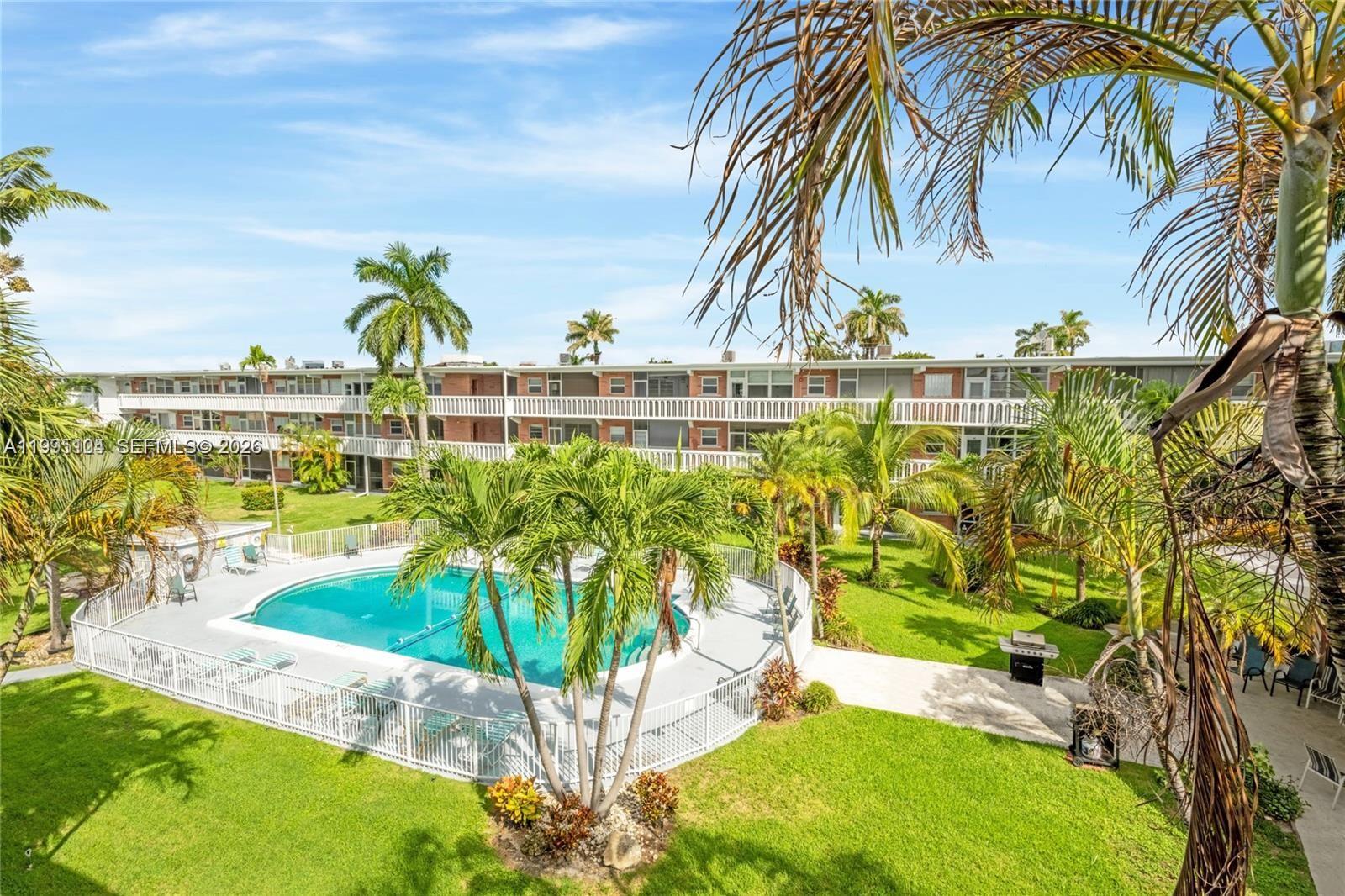 141 NE 10th Ave #25C