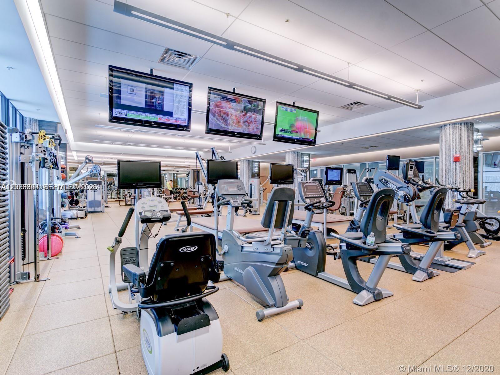21150 Point Pl #701 Aventura, FL 33180
