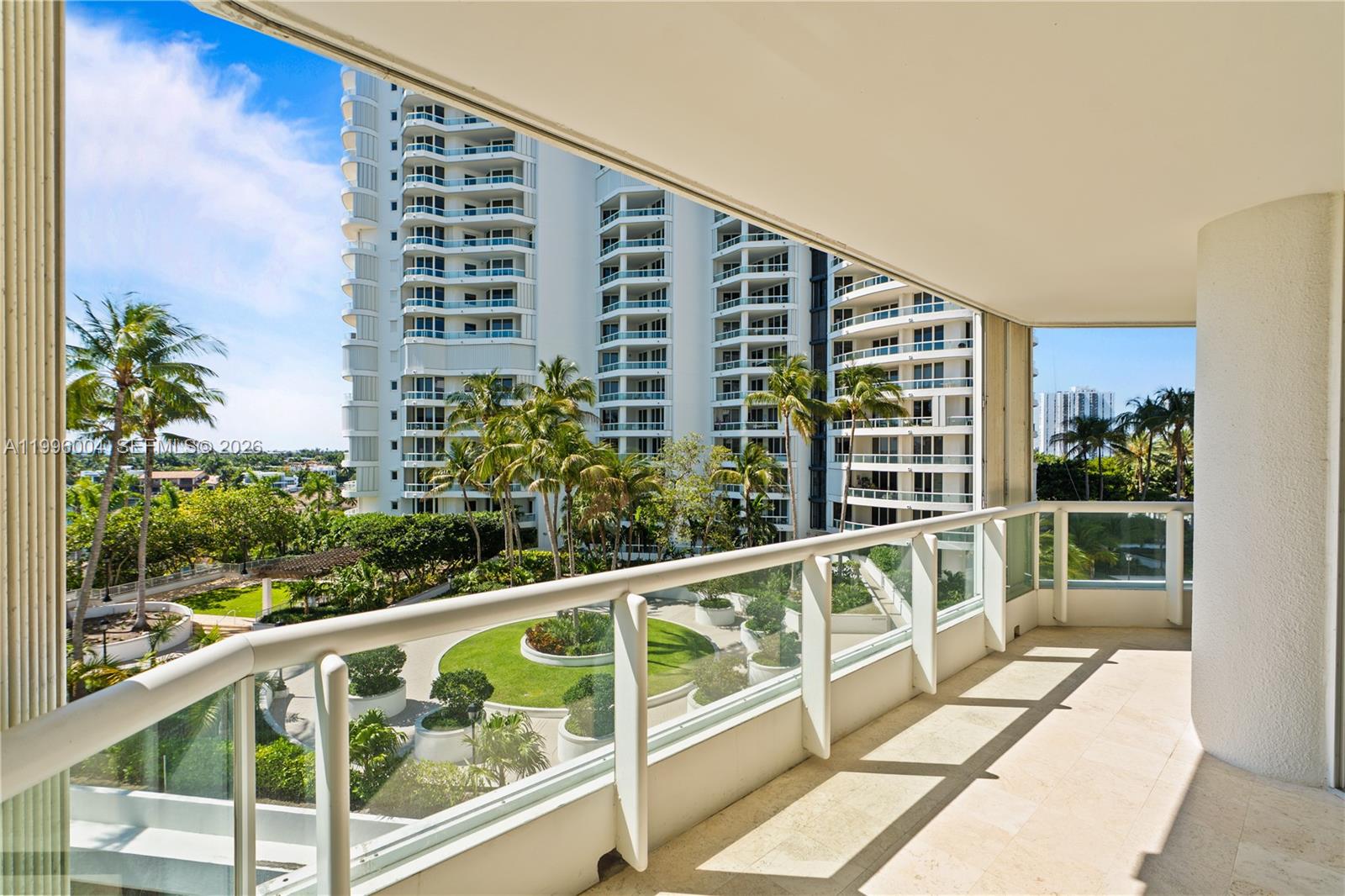 21150 Point Pl #701 Aventura, FL 33180