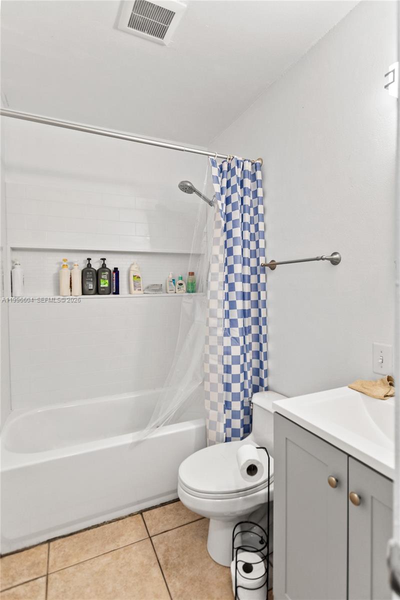 7690 SW 7th Ct North Lauderdale, FL 33068