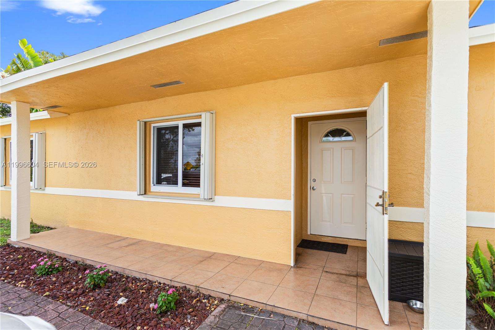 7690 SW 7th Ct North Lauderdale, FL 33068