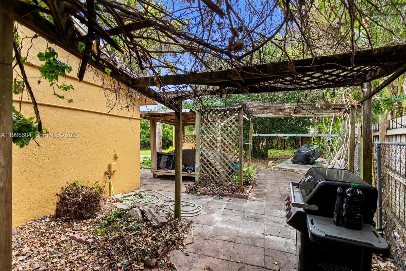 7690 SW 7th Ct North Lauderdale, FL 33068