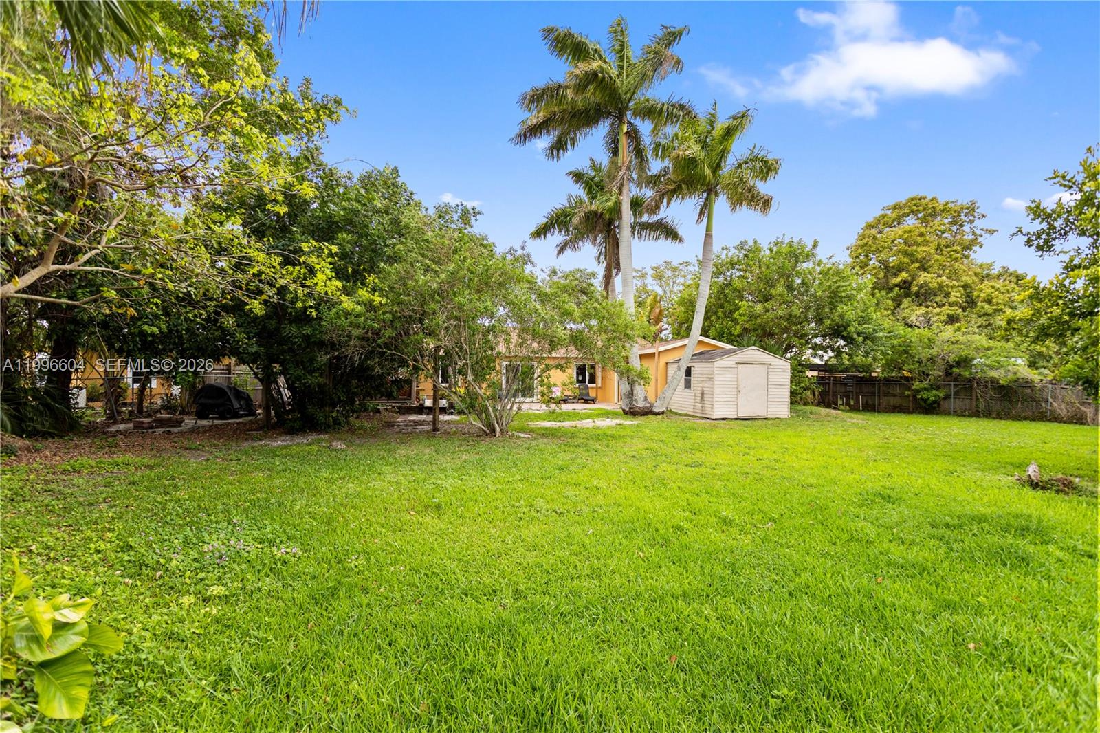 7690 SW 7th Ct North Lauderdale, FL 33068