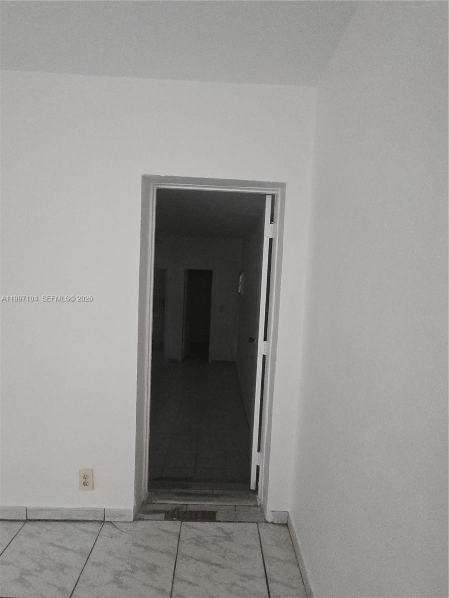 7840 SW 23rd St Miami, FL 33155