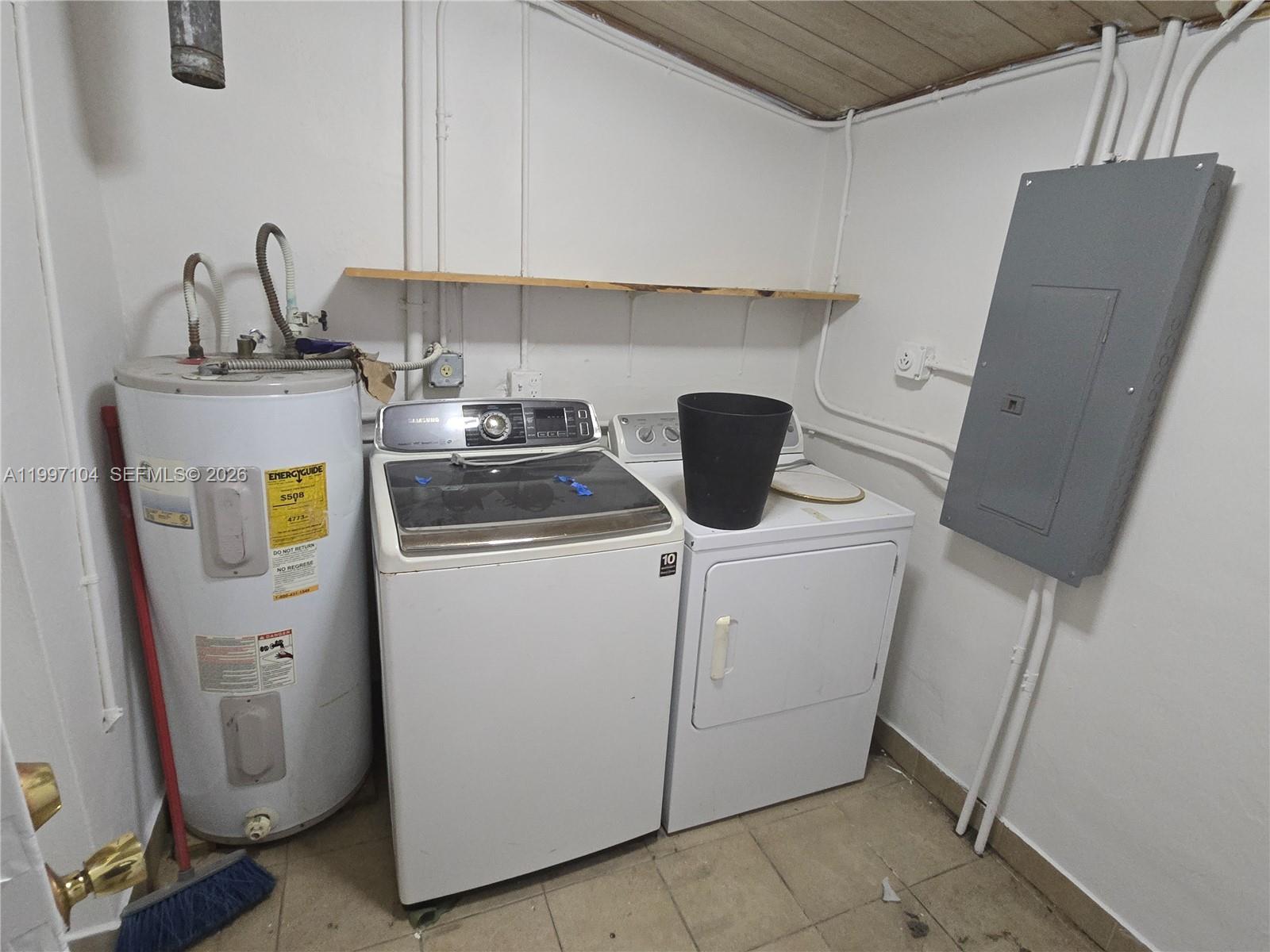 7840 SW 23rd St Miami, FL 33155