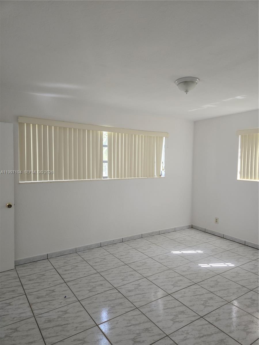 7840 SW 23rd St Miami, FL 33155