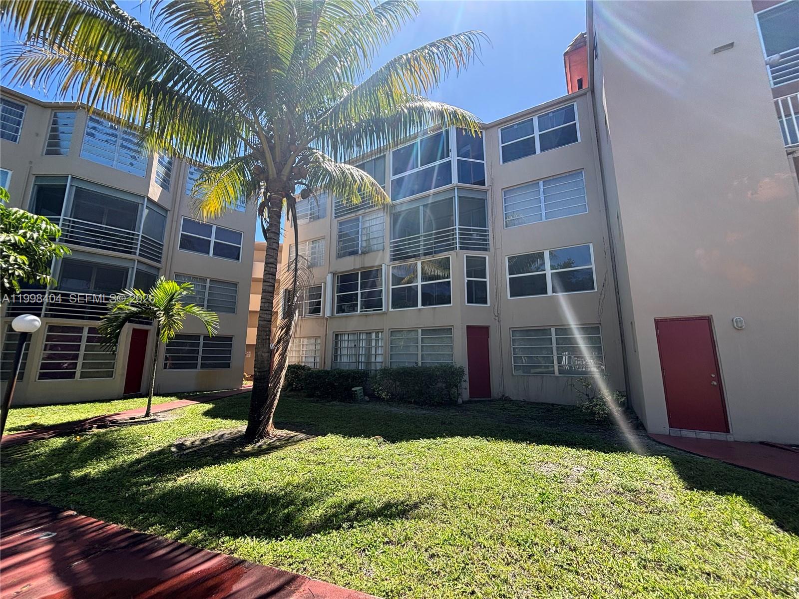 1501 NE 191st #C211