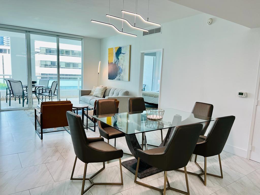 image The Plaza on Brickell West2