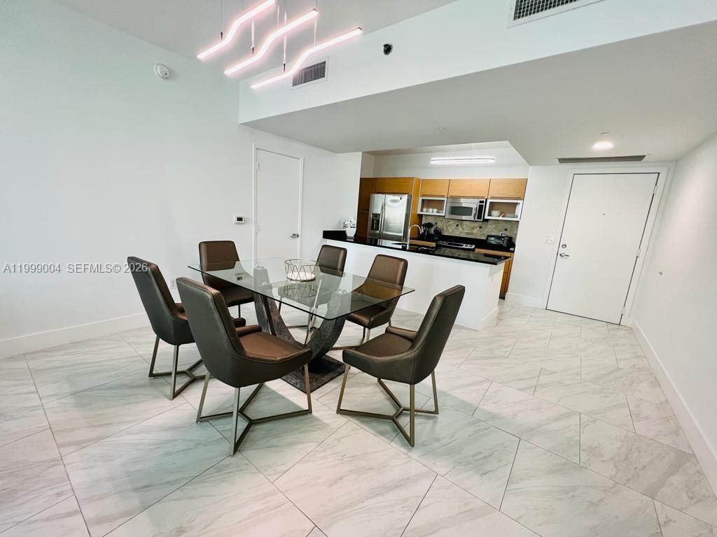 image The Plaza on Brickell West3