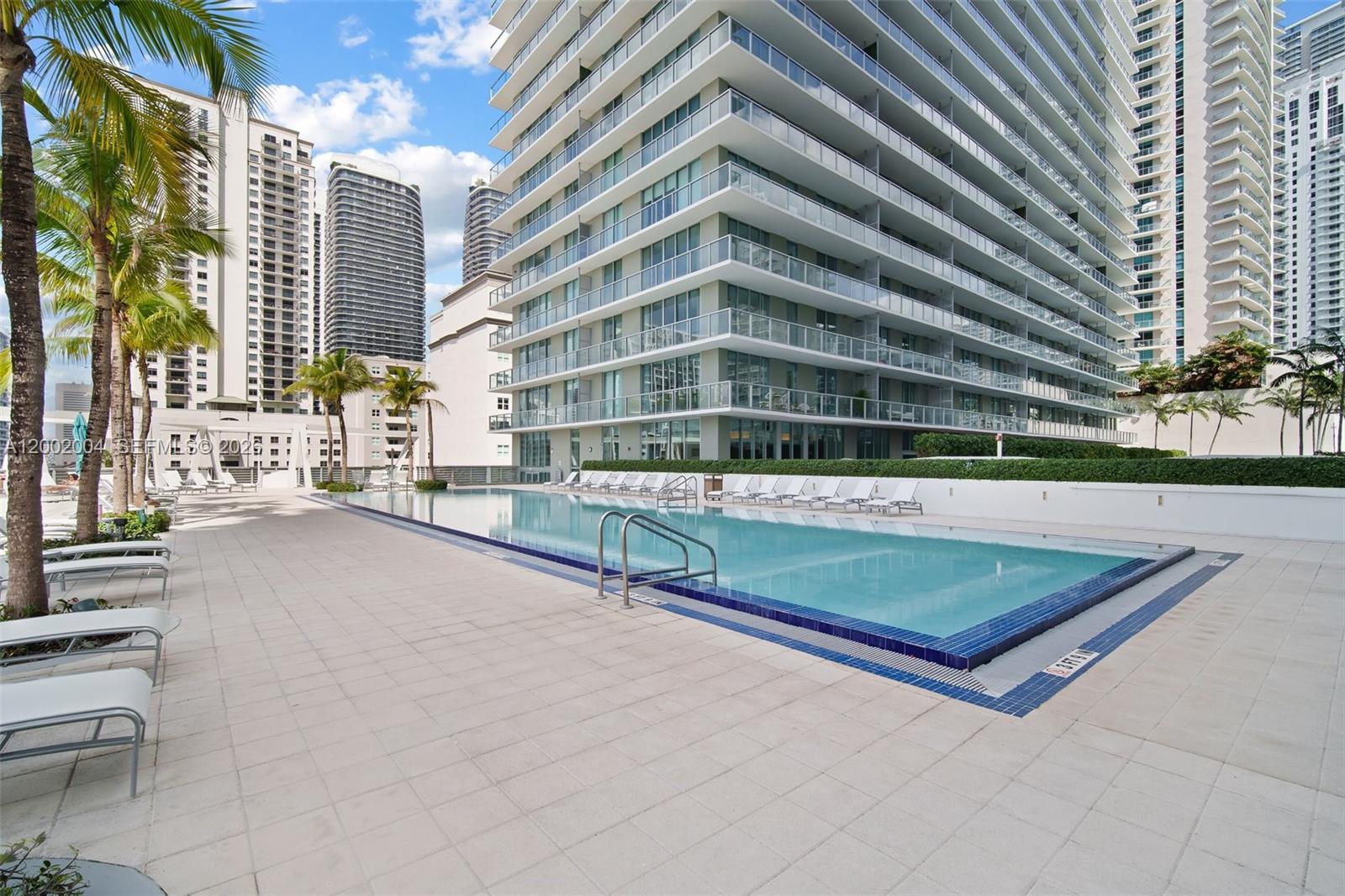 image Axis on Brickell South25
