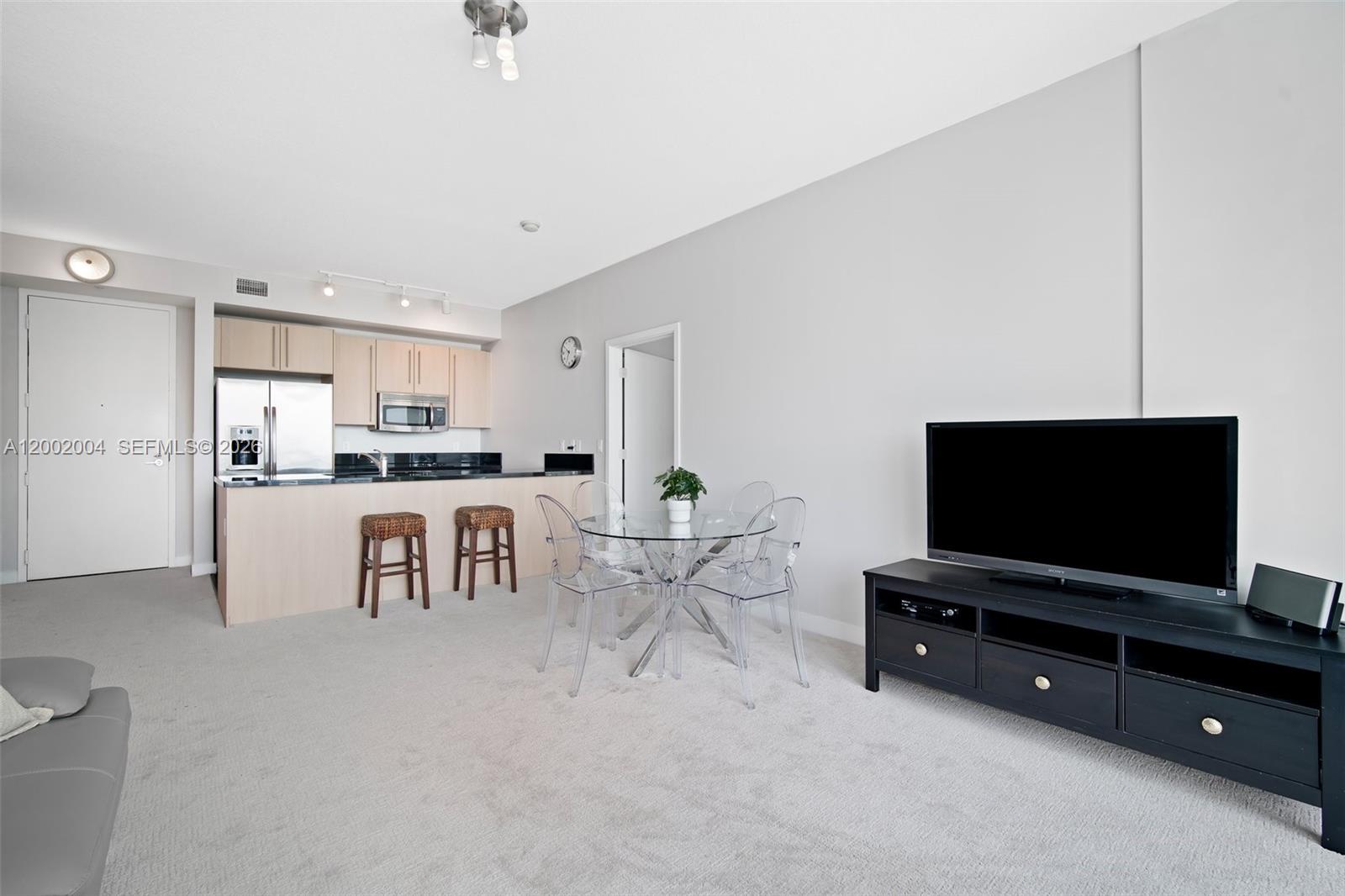 image Axis on Brickell South2