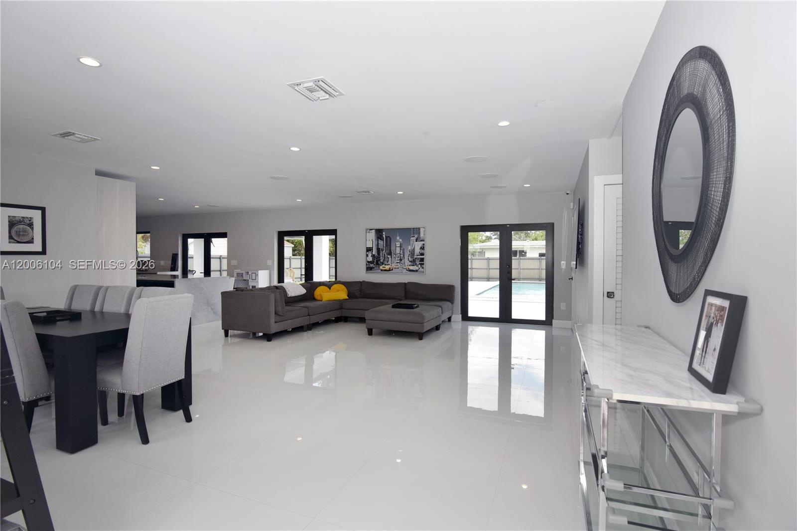 9281 SW 166th Ter Palmetto Bay, FL 33157