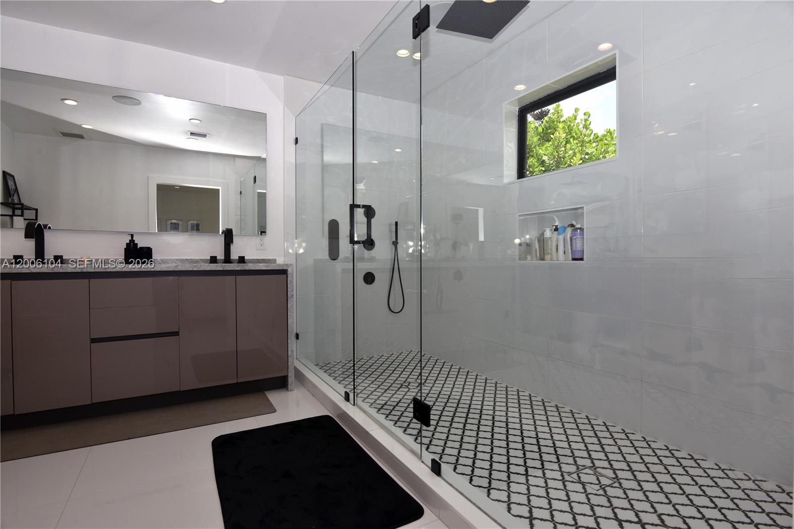 9281 SW 166th Ter Palmetto Bay, FL 33157