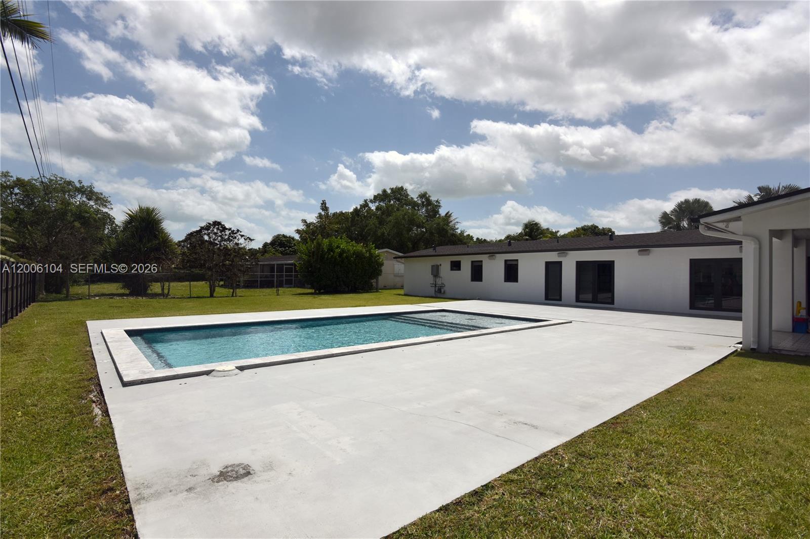 9281 SW 166th Ter Palmetto Bay, FL 33157