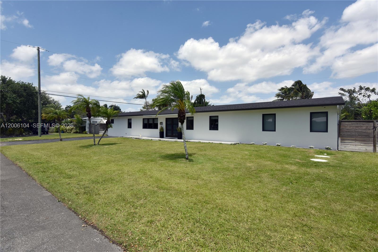 9281 SW 166th Ter Palmetto Bay, FL 33157