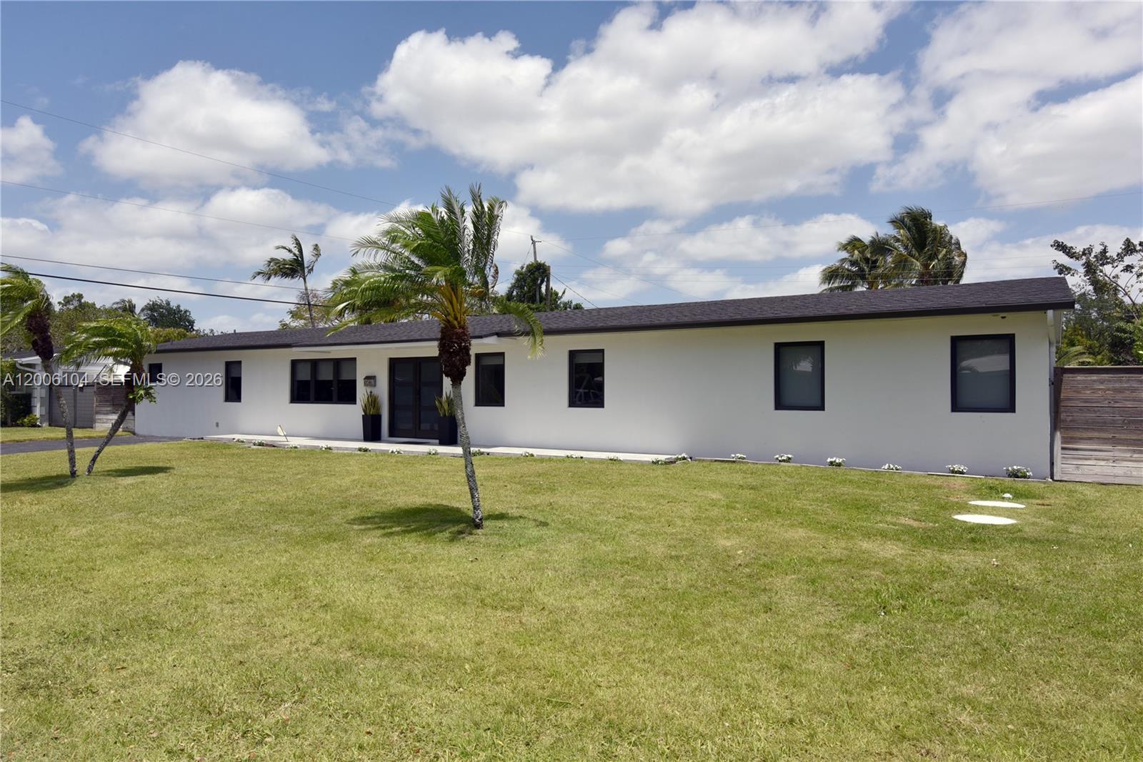 9281 SW 166th Ter Palmetto Bay, FL 33157