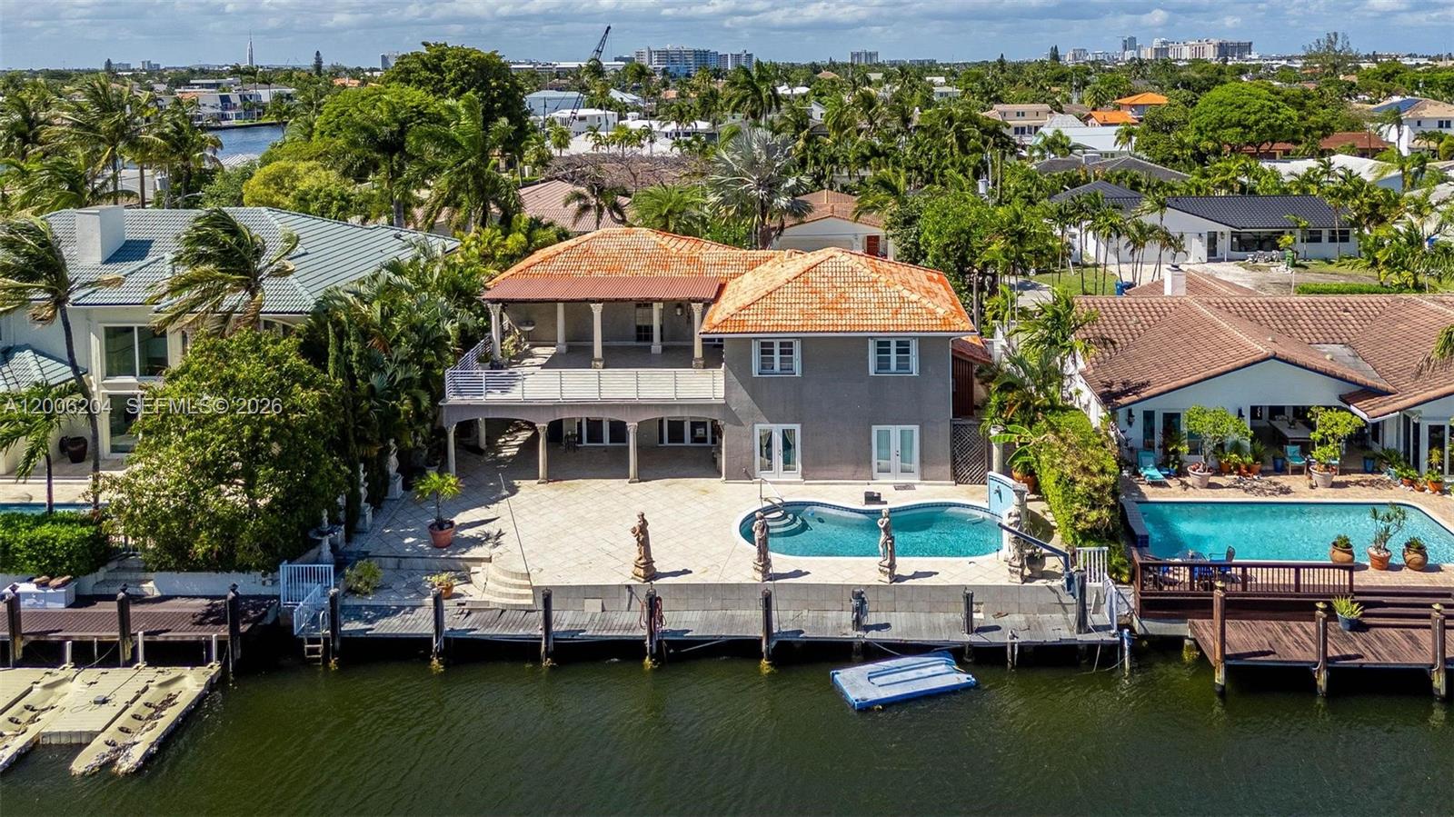 37 Fort Royal Is Fort Lauderdale, FL 33308