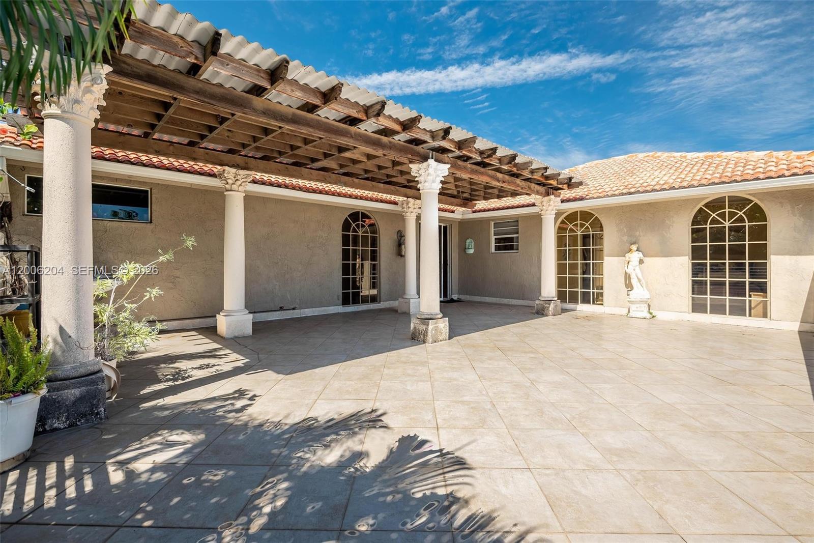 37 Fort Royal Is Fort Lauderdale, FL 33308