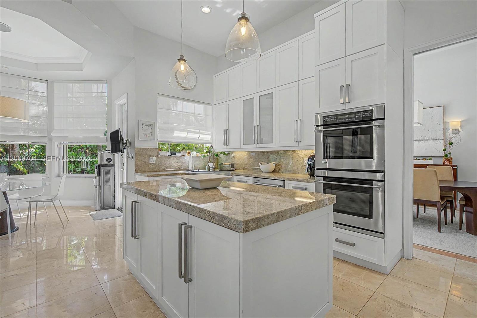 6721 SW 140th St Palmetto Bay, FL 33158