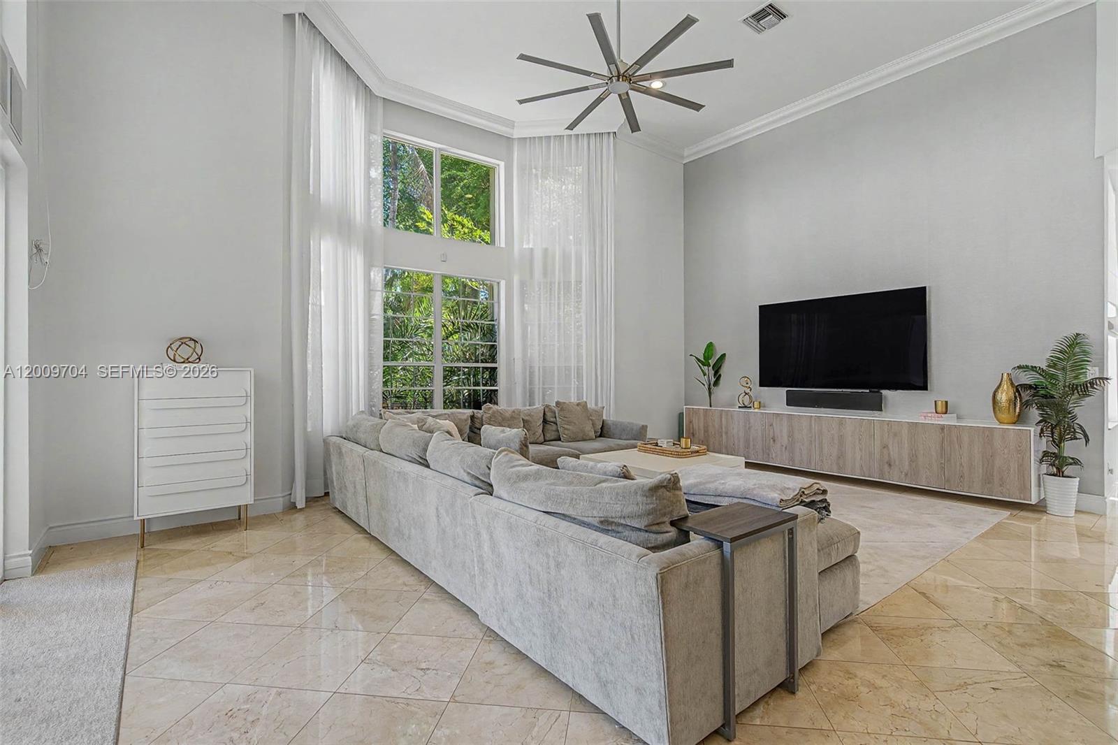 6721 SW 140th St Palmetto Bay, FL 33158