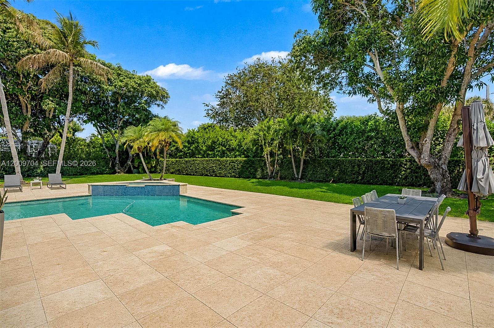 6721 SW 140th St Palmetto Bay, FL 33158