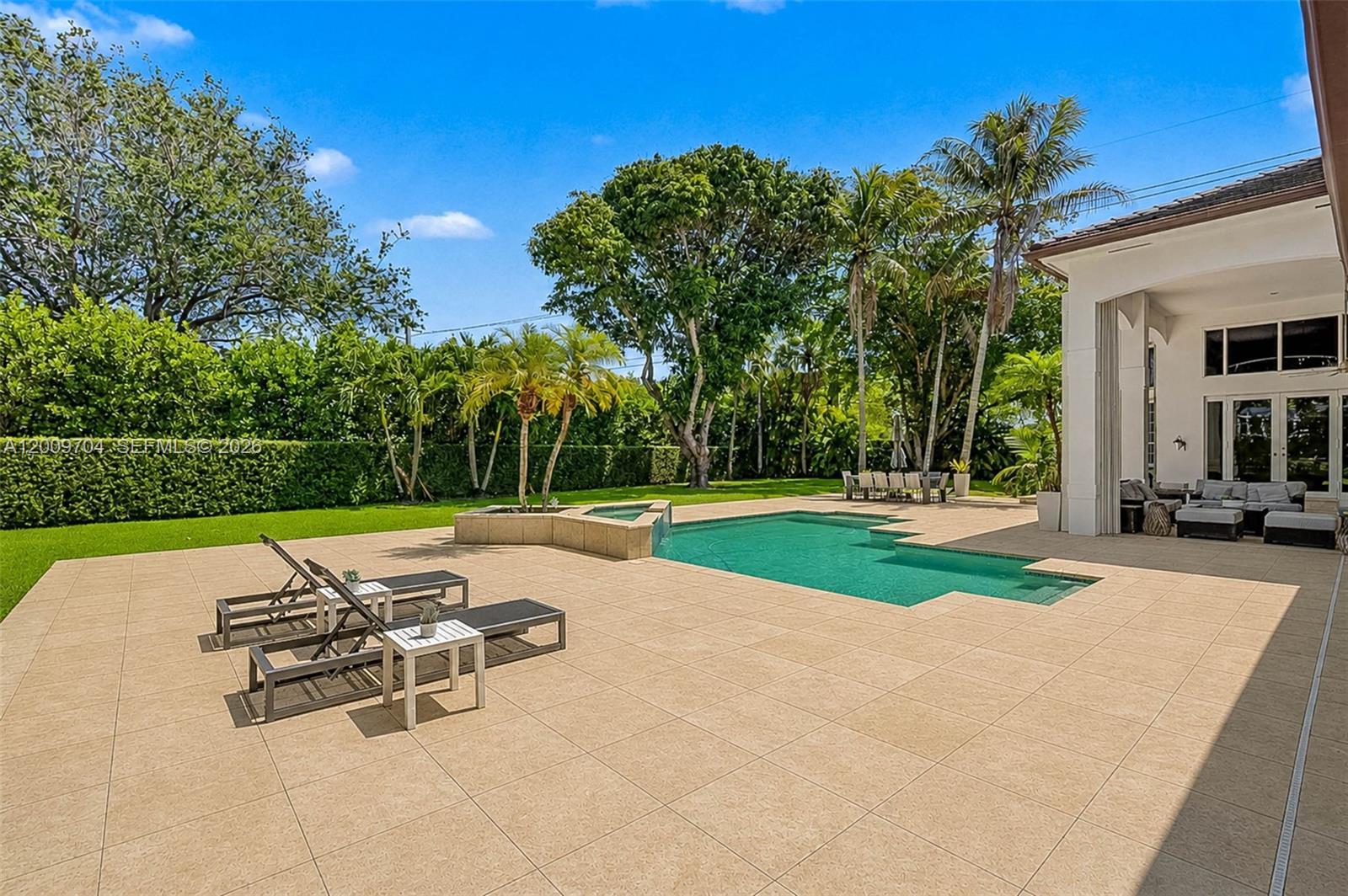 6721 SW 140th St Palmetto Bay, FL 33158