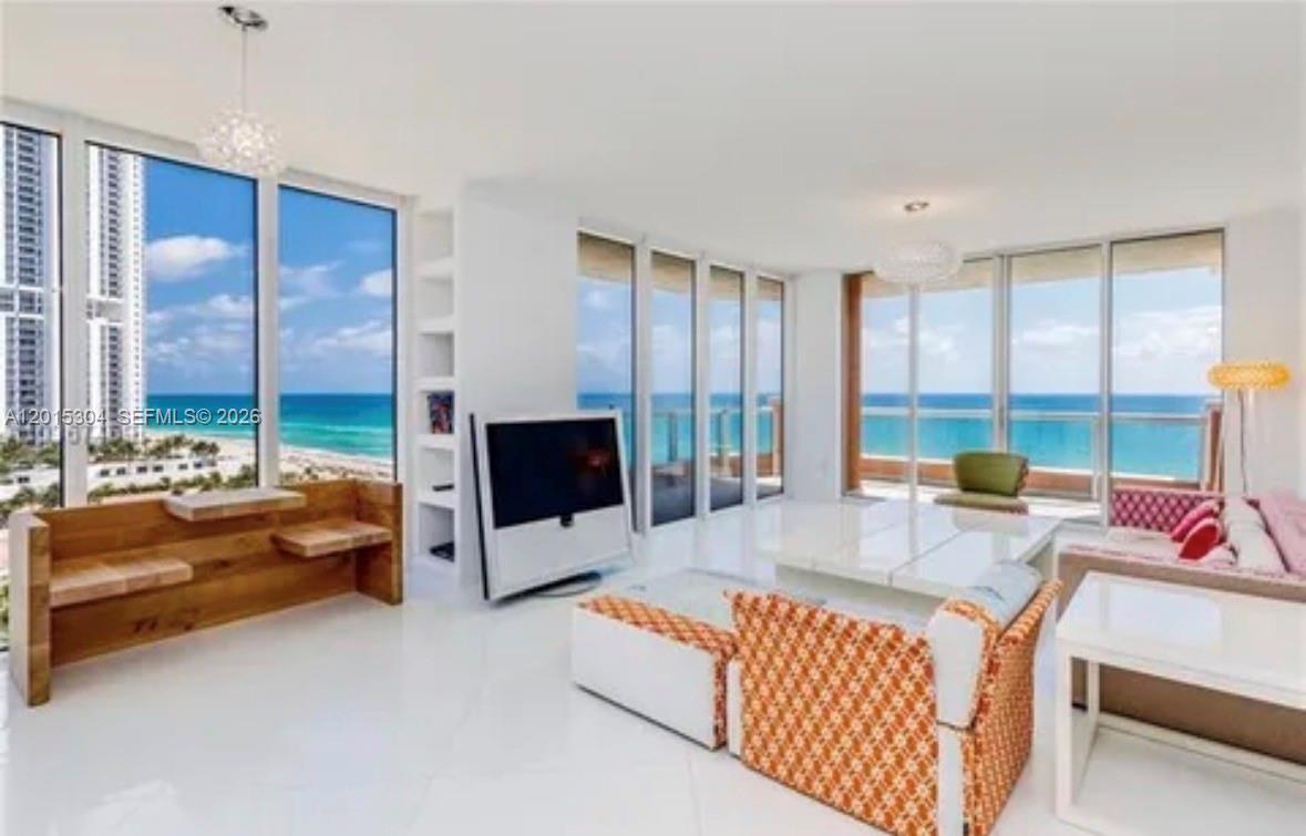 17875 Collins Ave #1101