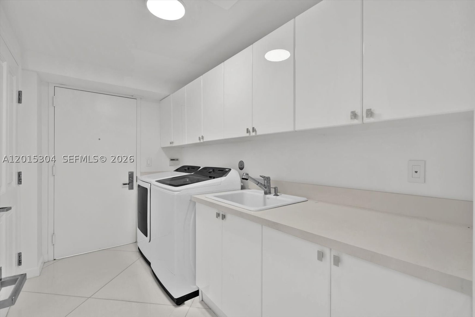 image Acqualina Residences27