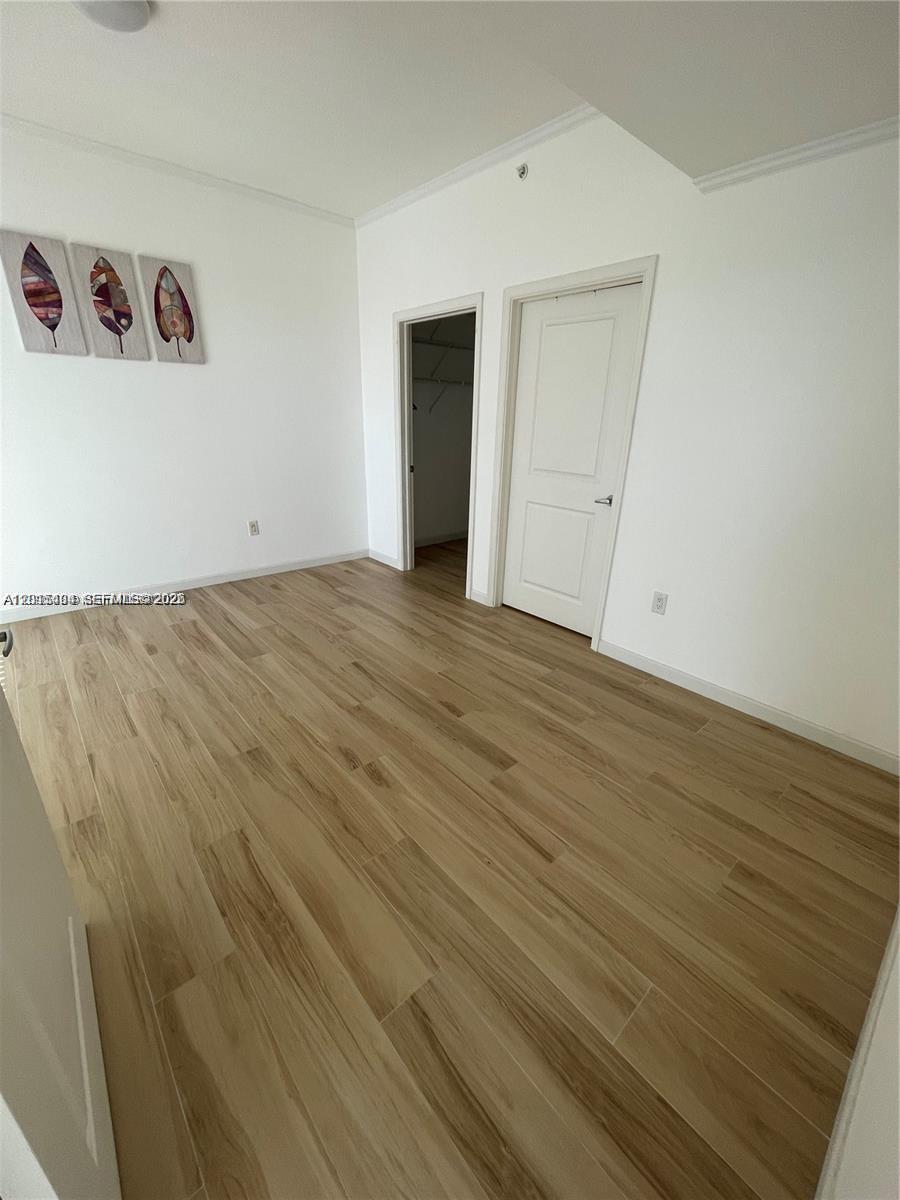 image Ten Aragon Condo3