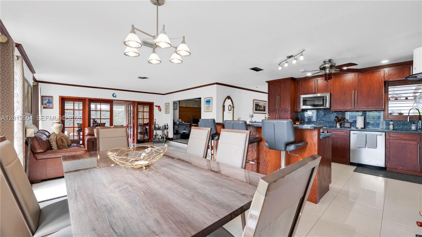 10435 SW 92nd St Miami, FL 33176