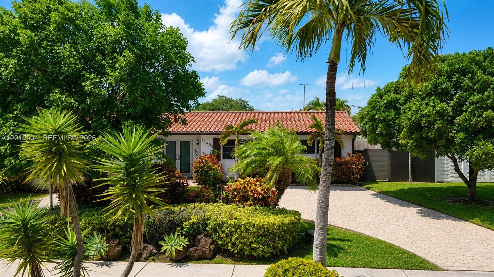10435 SW 92nd St Miami, FL 33176