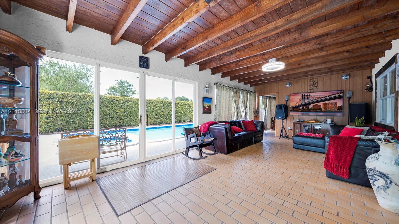 10435 SW 92nd St Miami, FL 33176