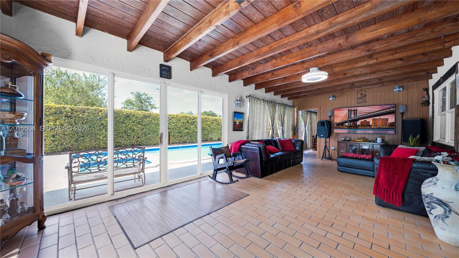 10435 SW 92nd St Miami, FL 33176