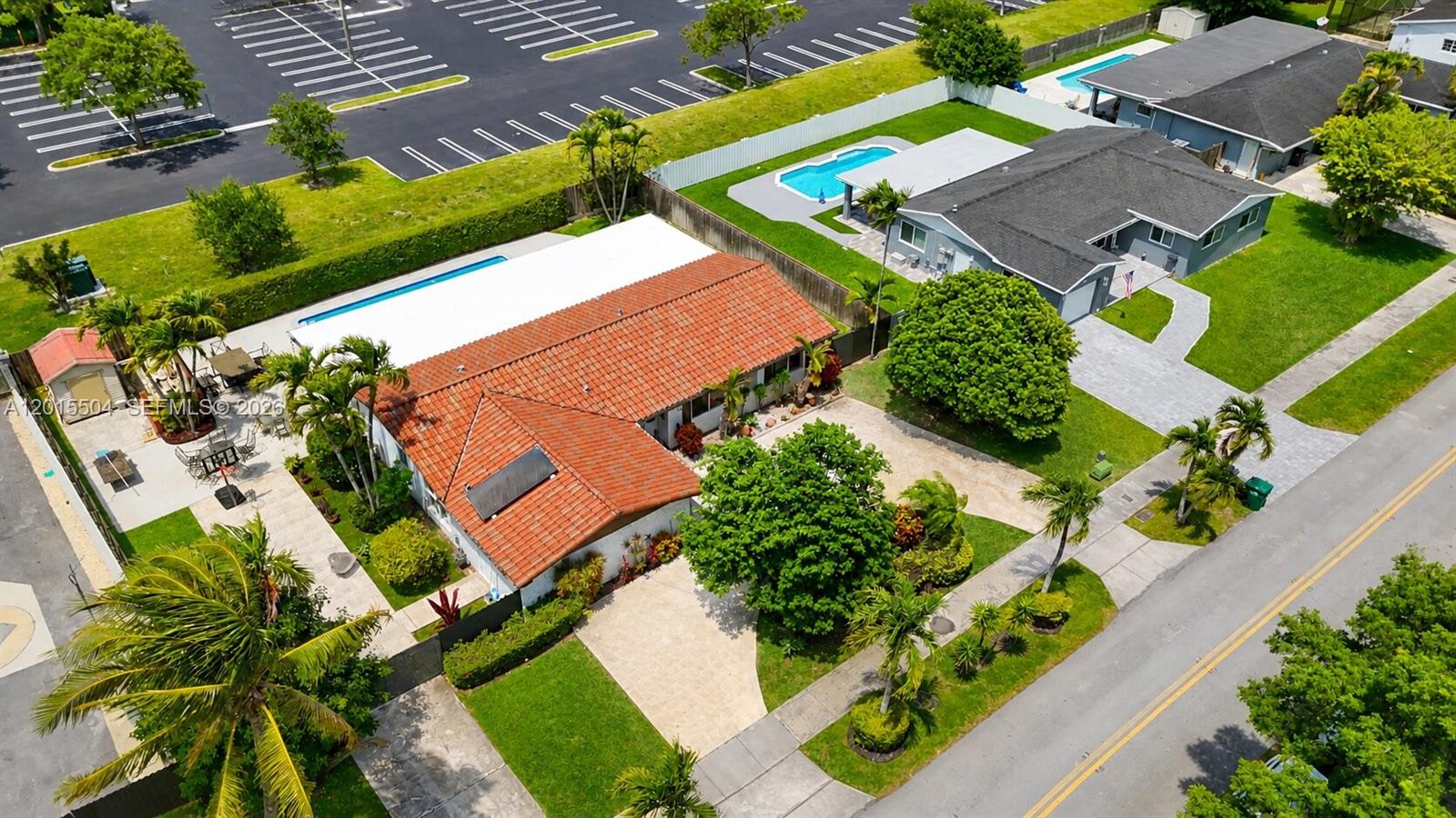 10435 SW 92nd St Miami, FL 33176