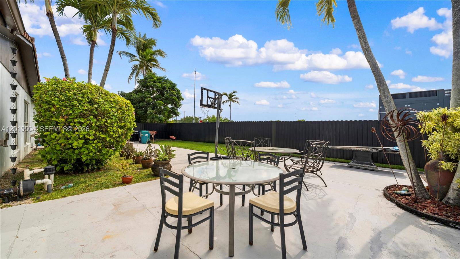 10435 SW 92nd St Miami, FL 33176