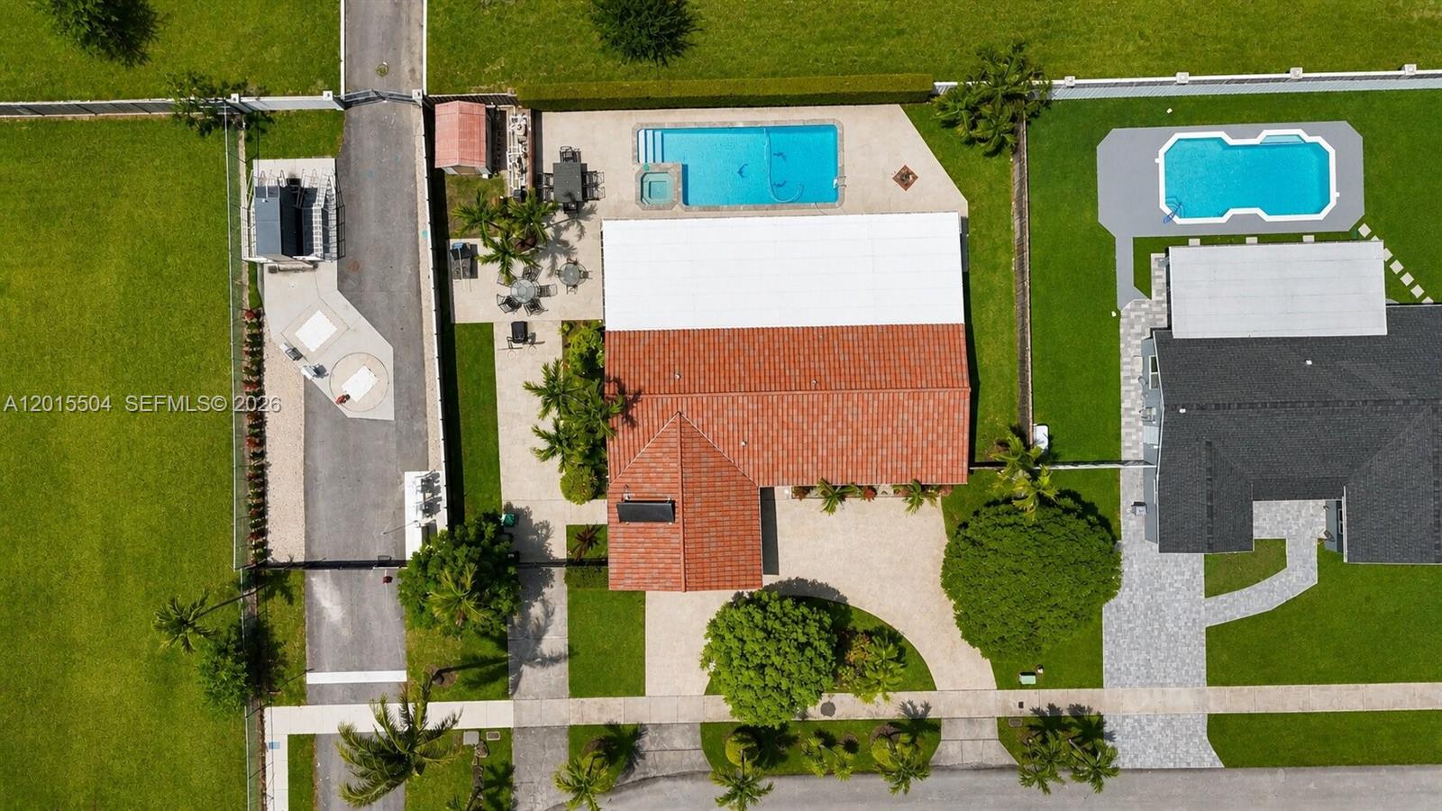 10435 SW 92nd St Miami, FL 33176