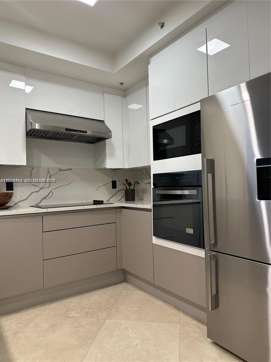 3400 SW 27th Ave #1105 Miami, FL 33133