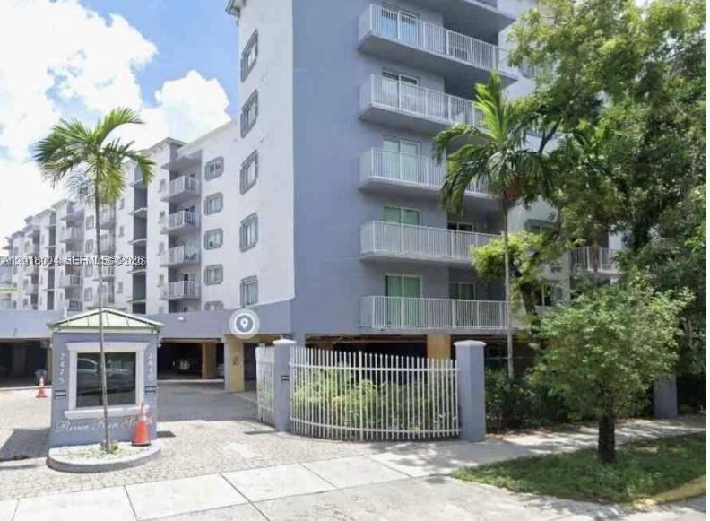 2415 NW 16th St Rd #201-1