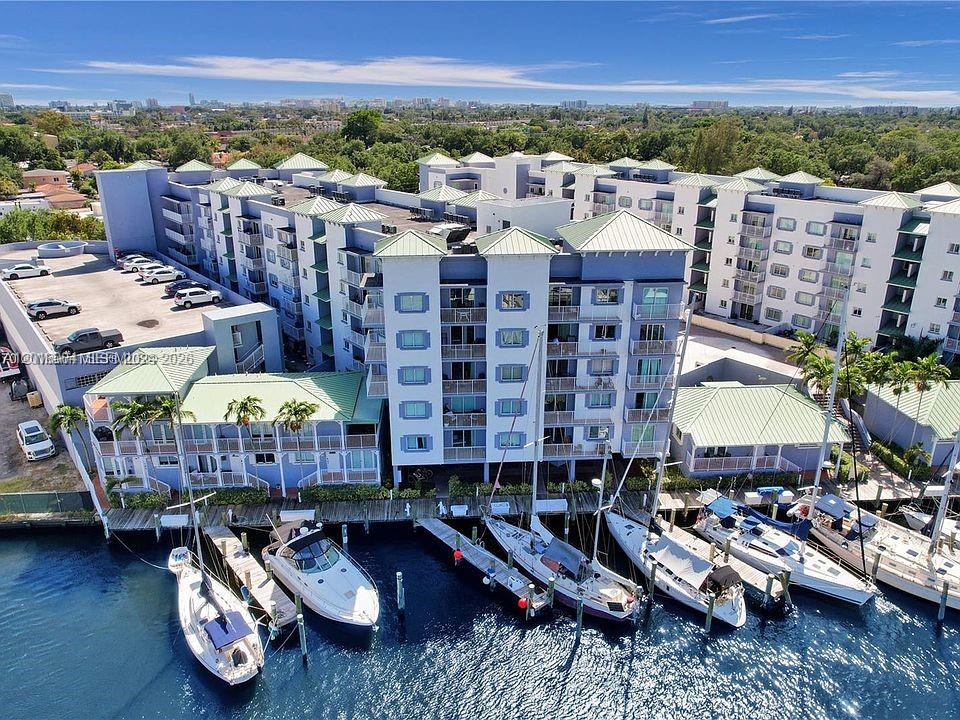 2415 NW 16th St Rd #201-1 Miami, FL 33125