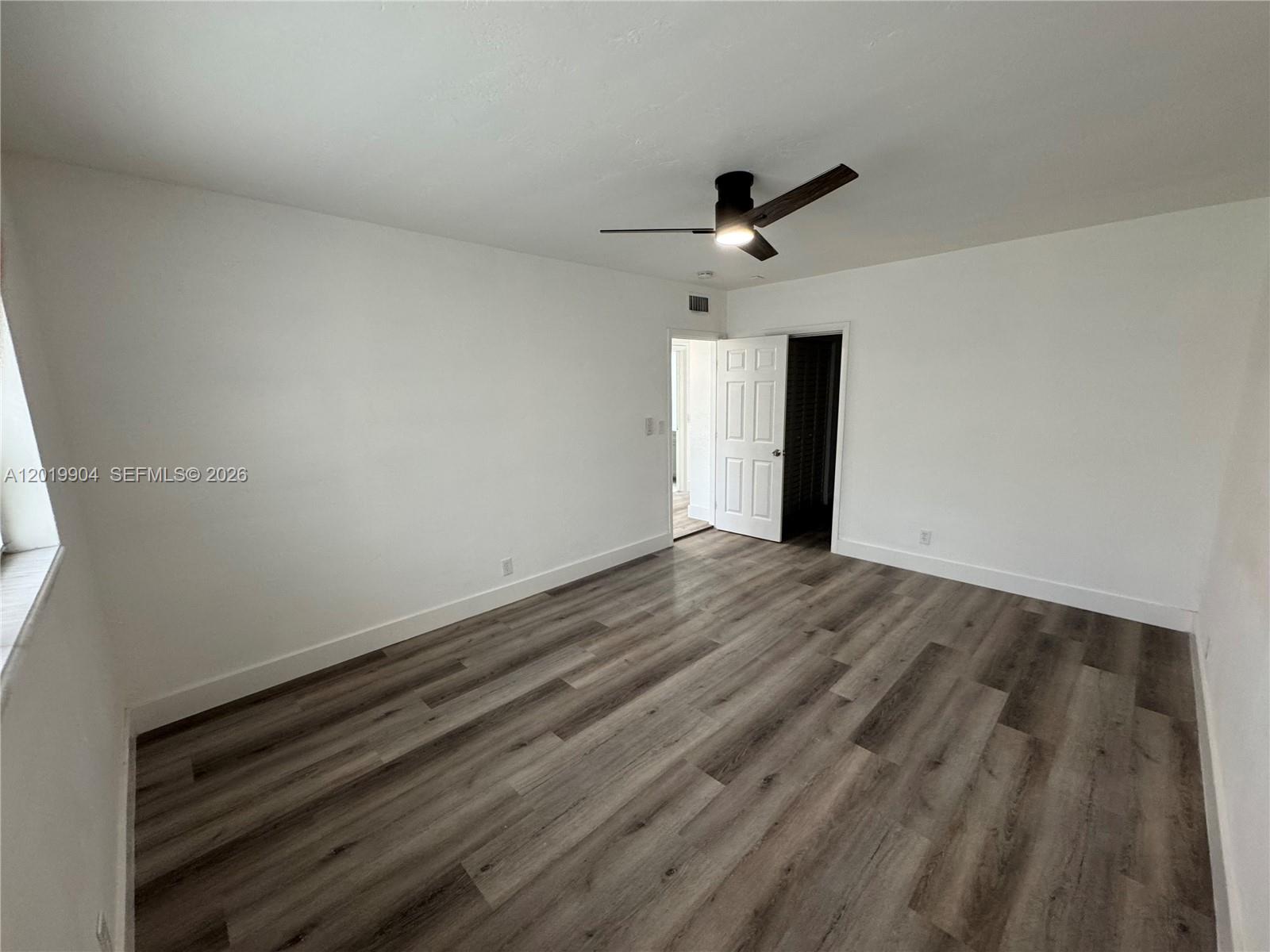 630 Layne Blvd #211 Hallandale Beach, FL 33009