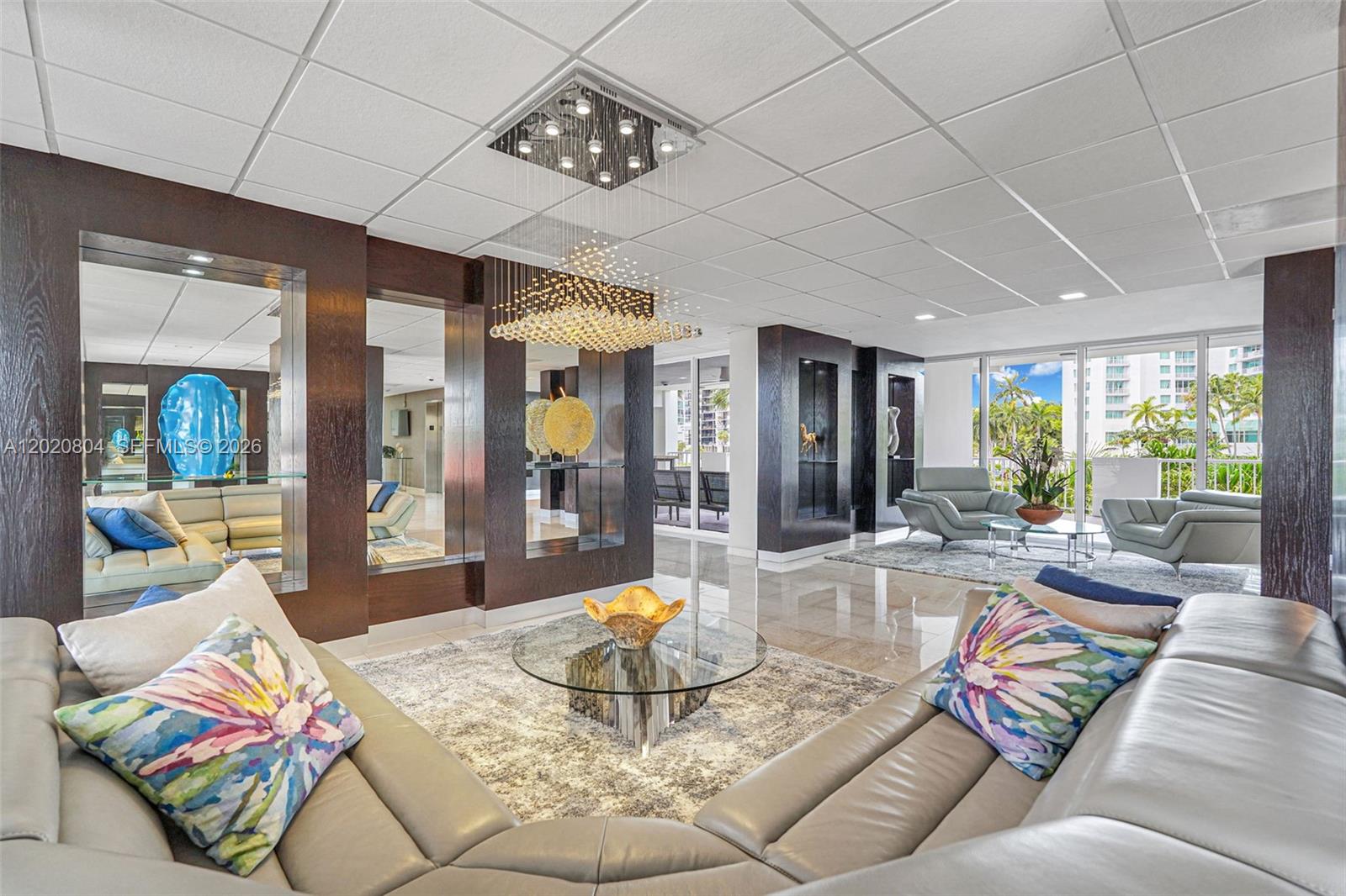2800 E Sunrise Blvd #17E Fort Lauderdale, FL 33304