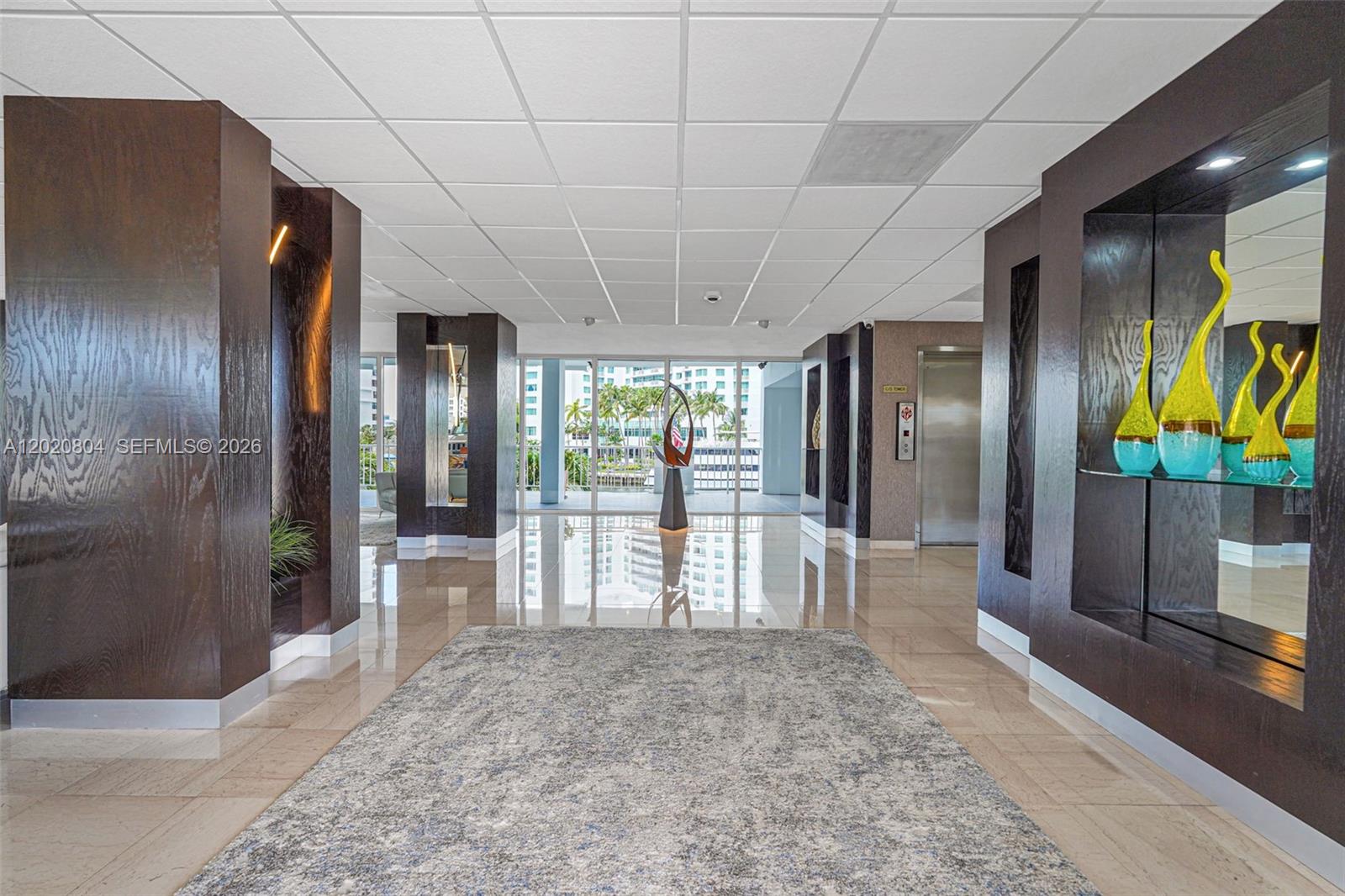 2800 E Sunrise Blvd #17E Fort Lauderdale, FL 33304