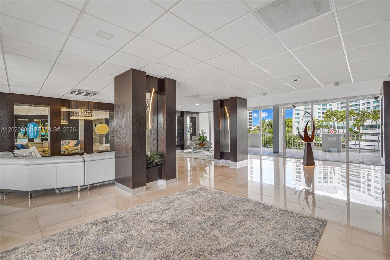2800 E Sunrise Blvd #17E Fort Lauderdale, FL 33304