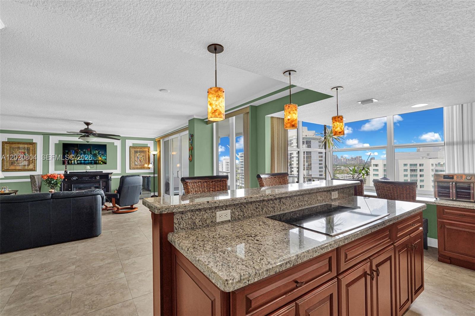 2800 E Sunrise Blvd #17E Fort Lauderdale, FL 33304