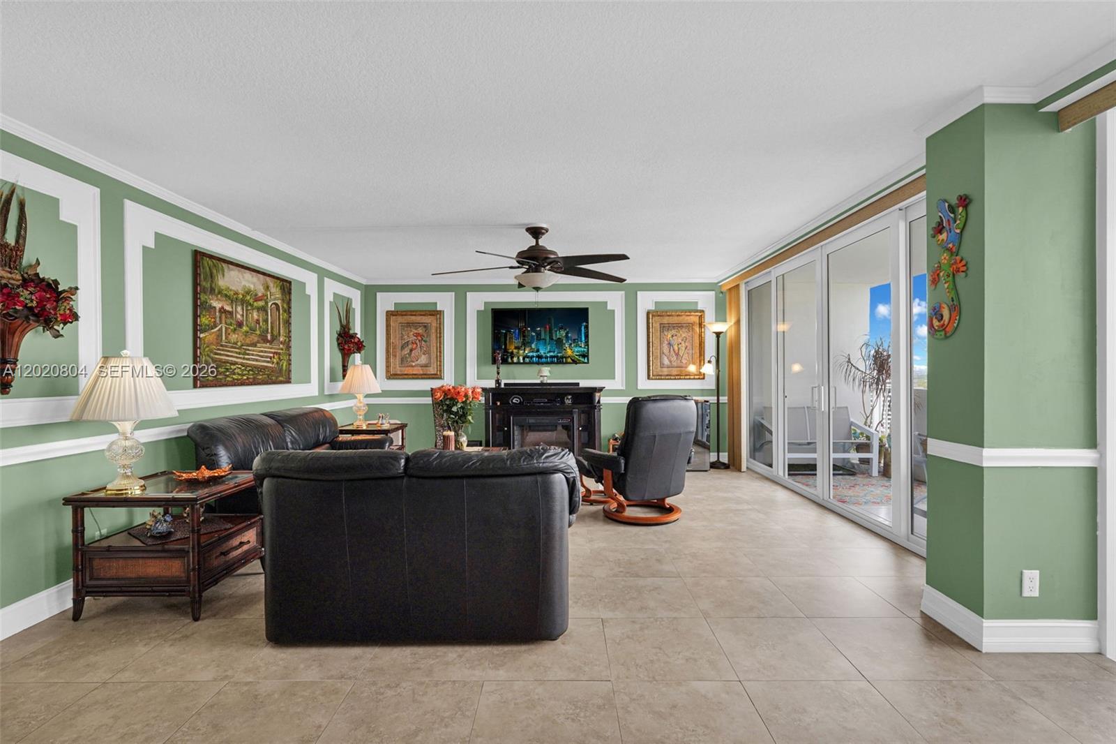 2800 E Sunrise Blvd #17E Fort Lauderdale, FL 33304