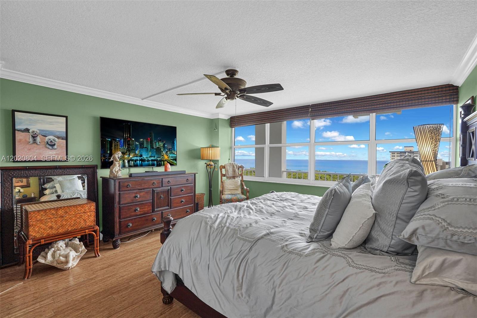 2800 E Sunrise Blvd #17E Fort Lauderdale, FL 33304